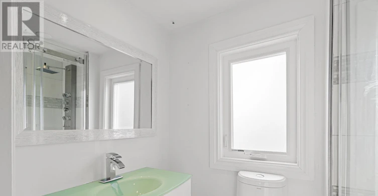 289 Burnett Avenue, Toronto, ON, M2N 1W2 - 13