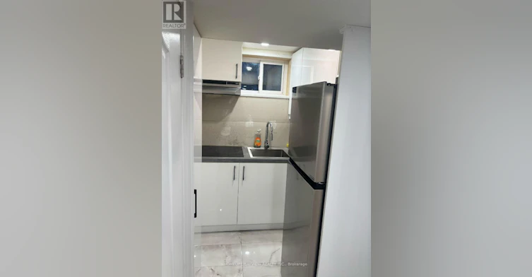 BASEMENT-110 Woodpark Place, Newmarket, ON, L3Y 3P6 - 7
