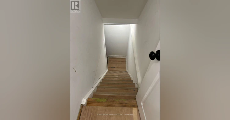 BASEMENT-110 Woodpark Place, Newmarket, ON, L3Y 3P6 - 3