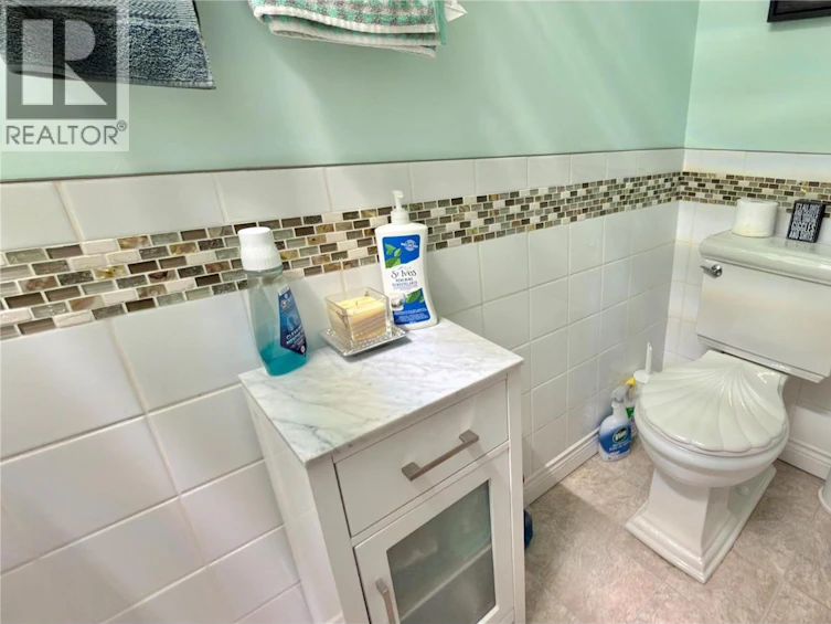 482 Sixth Avenue, Midway, BC, V0H 1M0 - 41