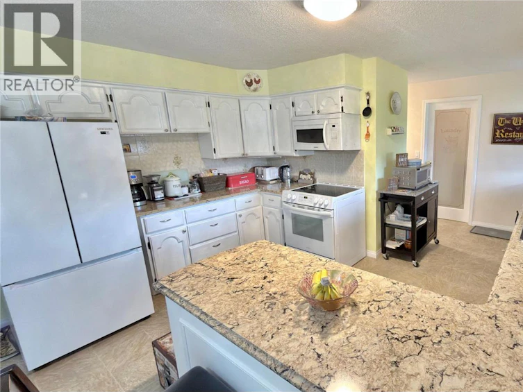 482 Sixth Avenue, Midway, BC, V0H 1M0 - 25