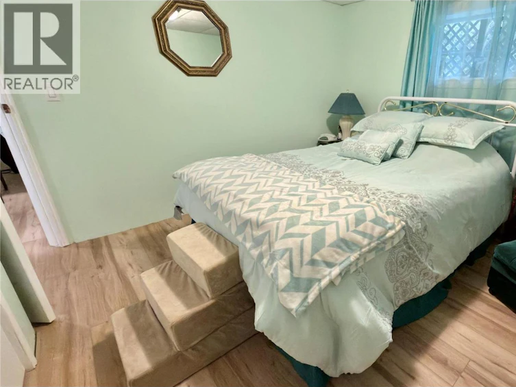 482 Sixth Avenue, Midway, BC, V0H 1M0 - 50