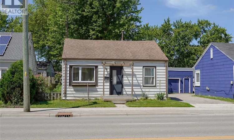 16 Mcnaughton Avenue