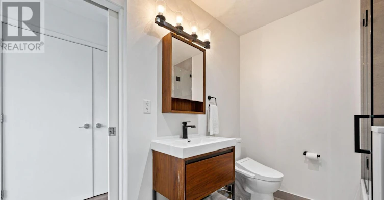 403-60 Bathurst Street, Toronto, ON, M5V 2P4 - 22