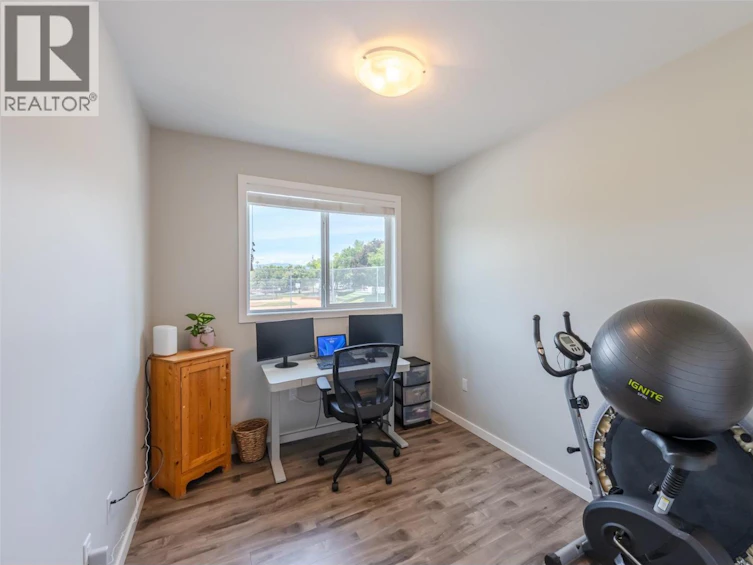 102-457 Nelson Avenue, Penticton, BC, V2A 2L3 - 20