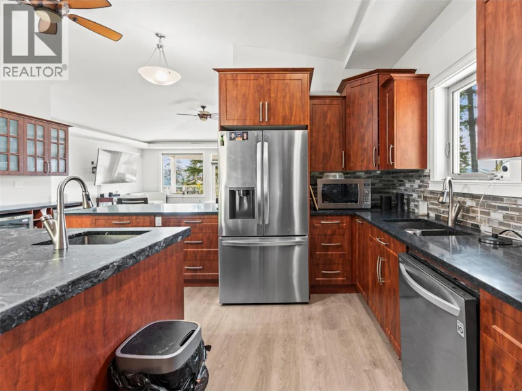 70 Lester Road, West Kelowna, BC, V1H 2G3 - 12