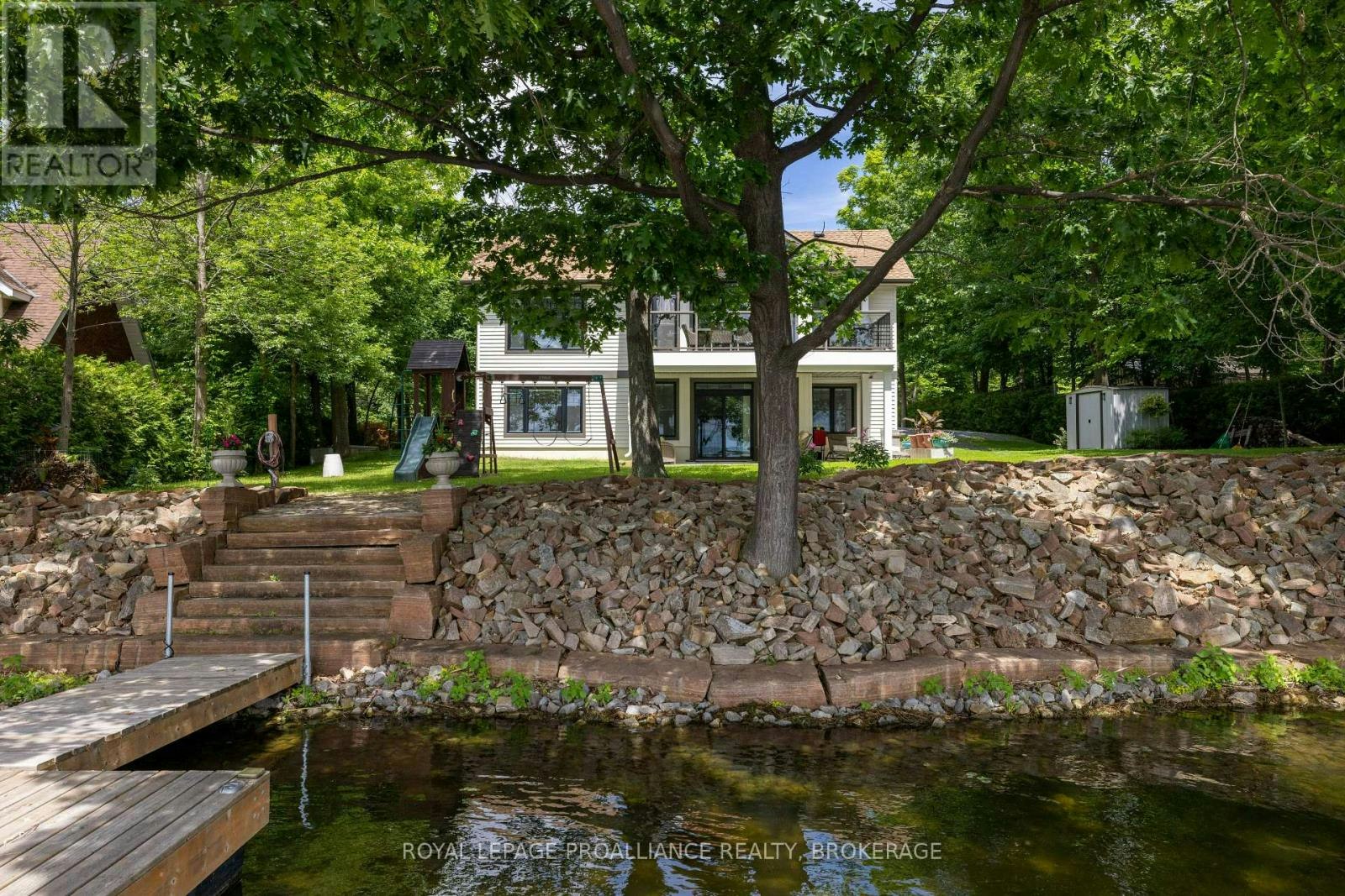 3842 Hideaway Lane, South Frontenac, ON, K0H 1H0