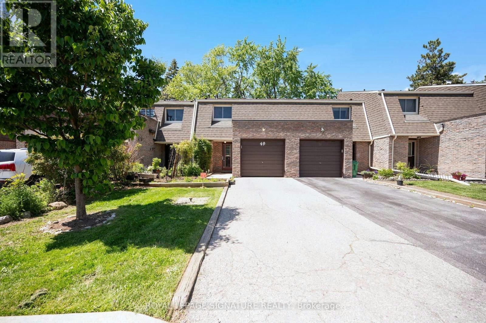 49-7430 Copenhagen Road, Mississauga, ON, L5N 2C4