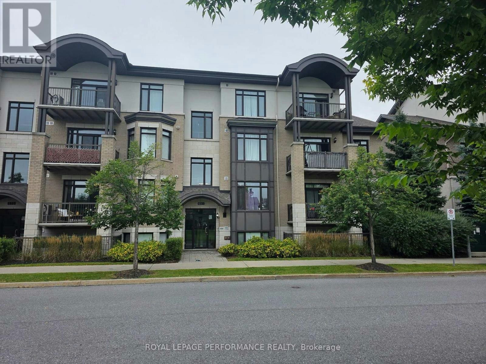 101-655 Beauparc Private, Ottawa, ON, K1J 0B6