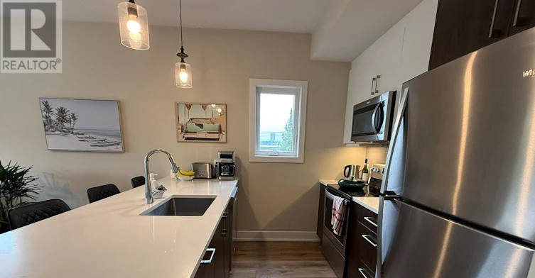 3-696 Roosevelt Avenue, Ottawa, ON, K2A 2A7 - 5