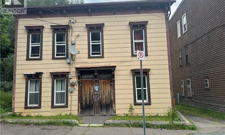 44 Kennedy Street