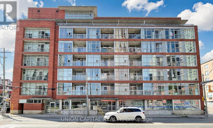 210-1375 Dupont Street
