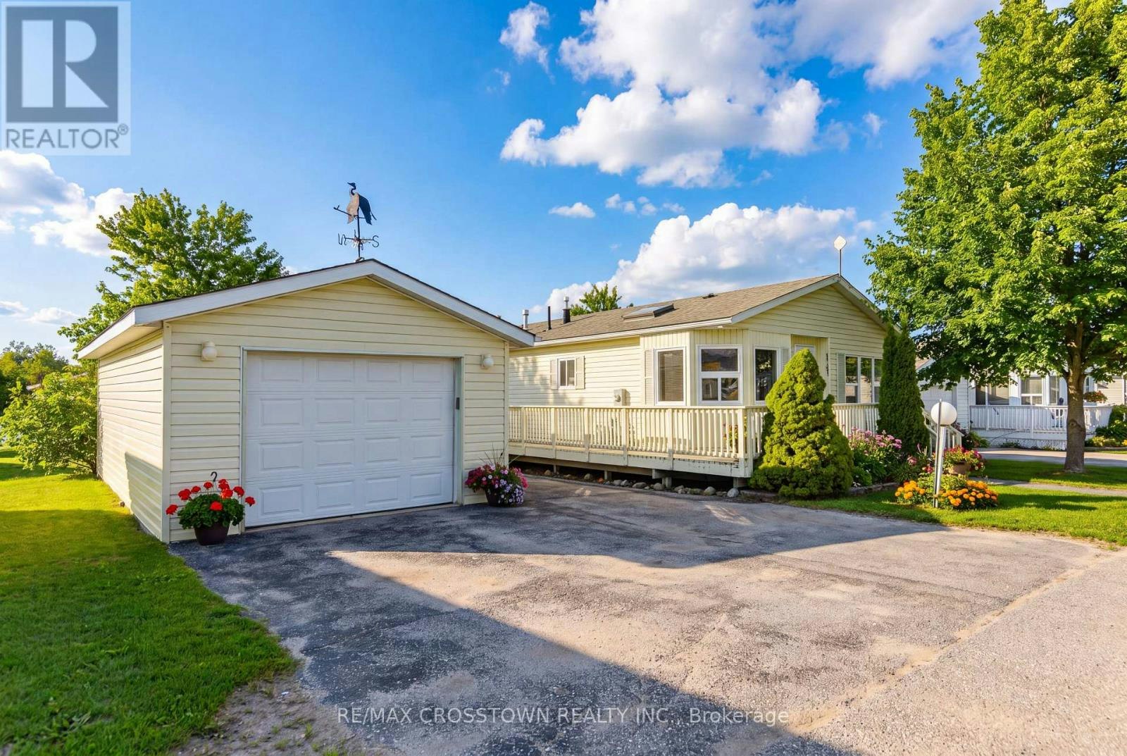 4101 Wesley Street, Severn, ON, L3V 0V4