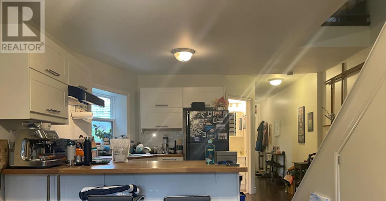 2ND FLR-716 Ossington Avenue, Toronto, ON, M5G 3T7 - 4