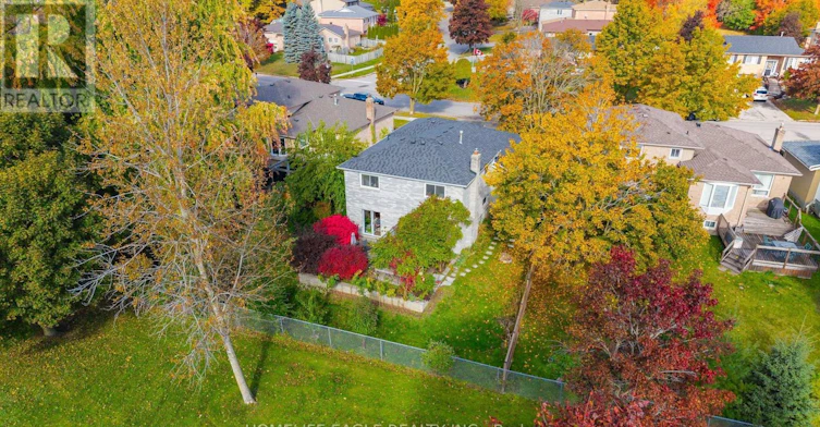 17 Beckett Avenue, East Gwillimbury, ON, L9N 1E6 - 2