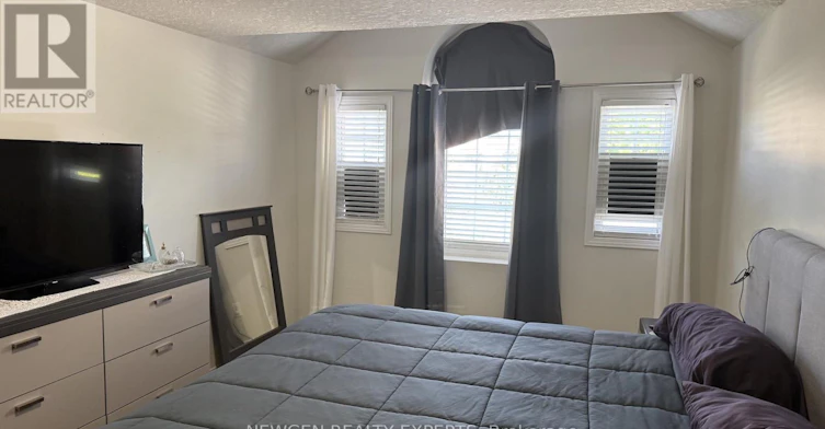 11 Berry Moss Street, Kitchener, ON, N2E 3V1 - 18