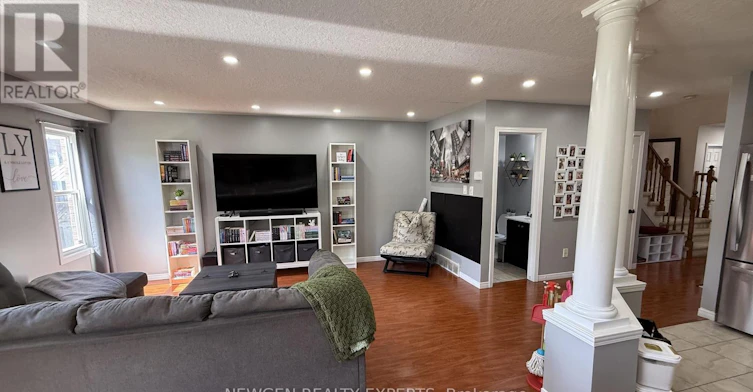 11 Berry Moss Street, Kitchener, ON, N2E 3V1 - 6