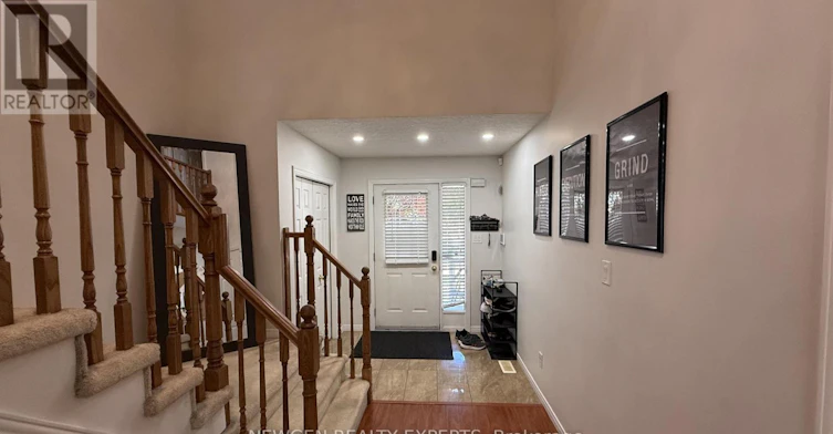 11 Berry Moss Street, Kitchener, ON, N2E 3V1 - 4