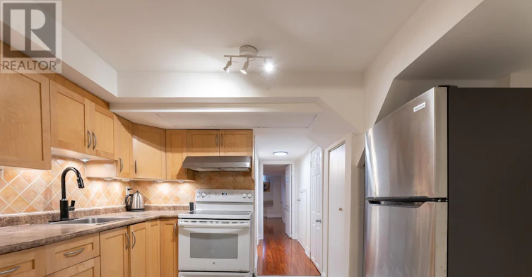 BASEMENT-38 Osler Street, Toronto, ON, M6P 4A2 - 4