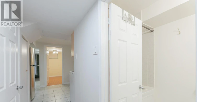 BASEMENT-38 Osler Street, Toronto, ON, M6P 4A2 - 6