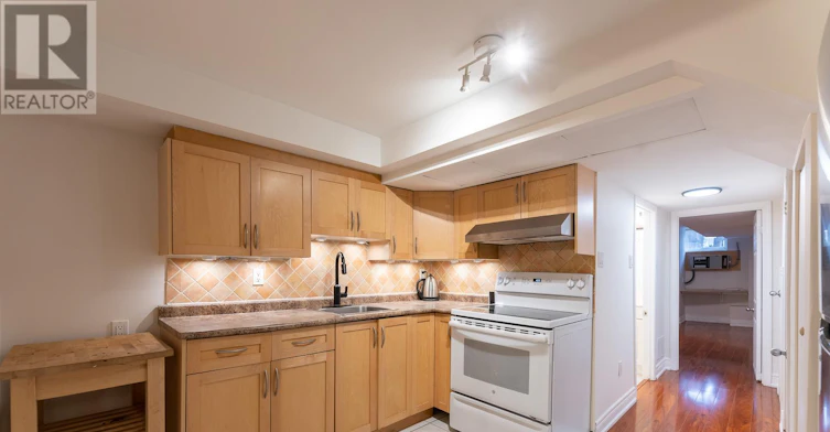 BASEMENT-38 Osler Street, Toronto, ON, M6P 4A2 - 2