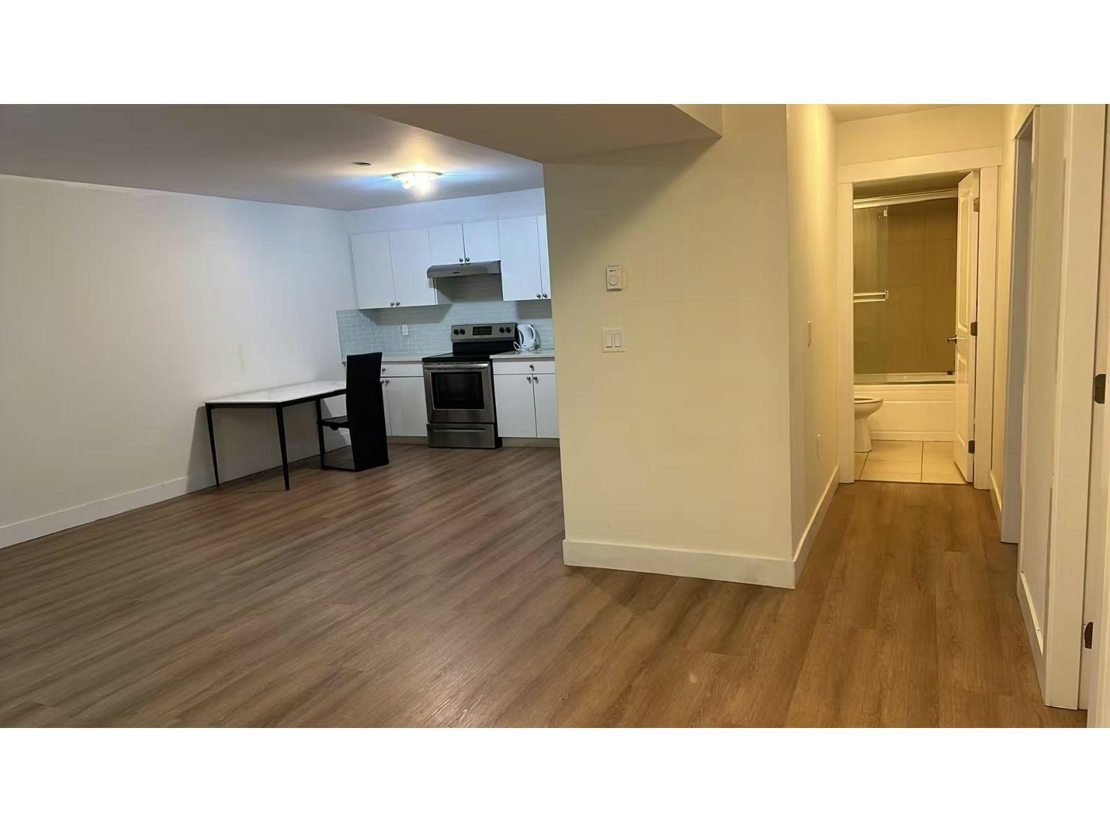 Ground Level-13766 NORTH Bluff Road, Surrey, BC, V4B 3B9 - 6
