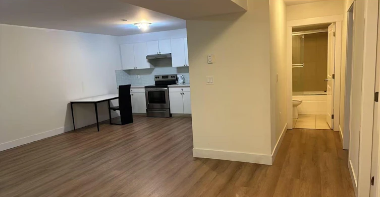Ground Level-13766 NORTH Bluff Road, Surrey, BC, V4B 3B9 - 6
