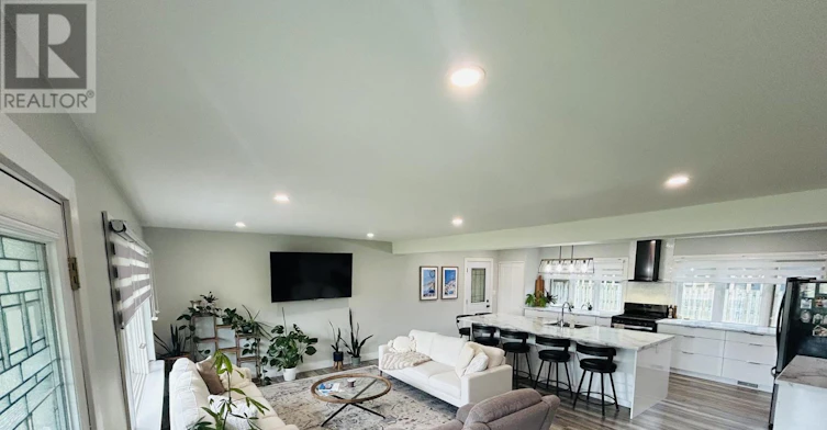 121 Wellington Street W, Exeter, ON, N0M 1S2 - 13