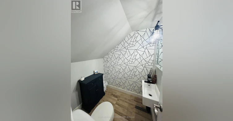 121 Wellington Street W, Exeter, ON, N0M 1S2 - 20