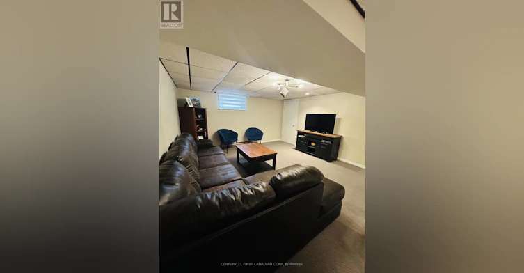 121 Wellington Street W, Exeter, ON, N0M 1S2 - 26
