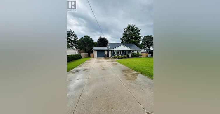 121 Wellington Street W, Exeter, ON, N0M 1S2 - 3