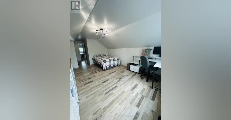 121 Wellington Street W, Exeter, ON, N0M 1S2 - 23