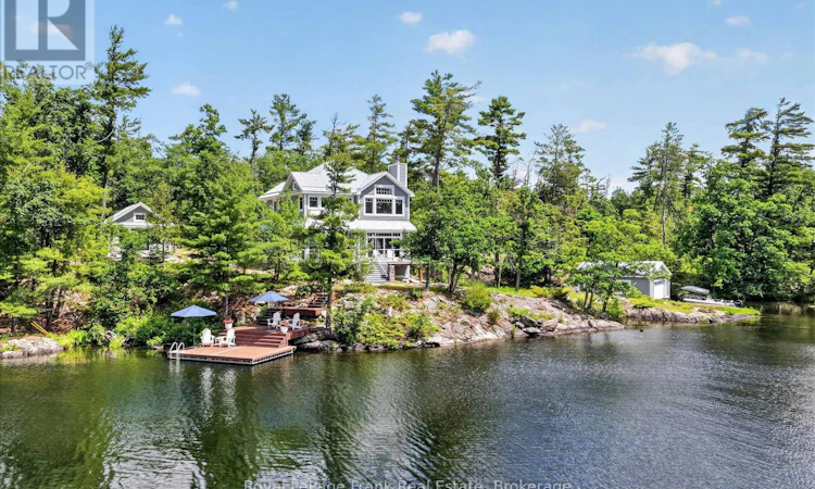 1012 35 Stoney Lake Island