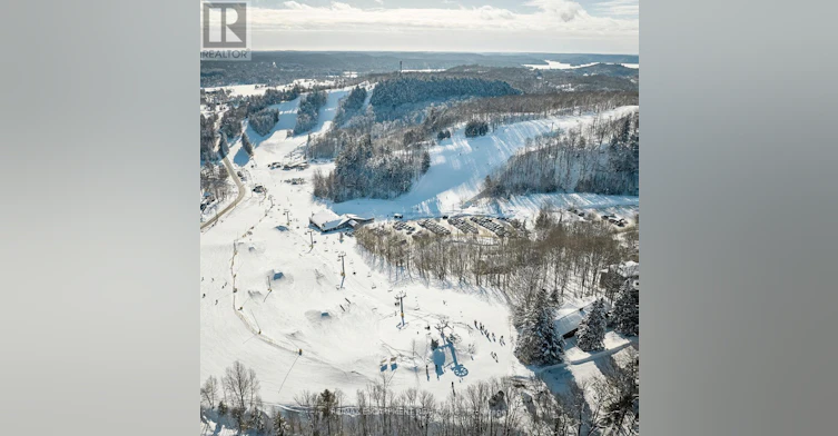 301-2 Tree Tops Lane, Huntsville, ON, P1H 0B8 - 47