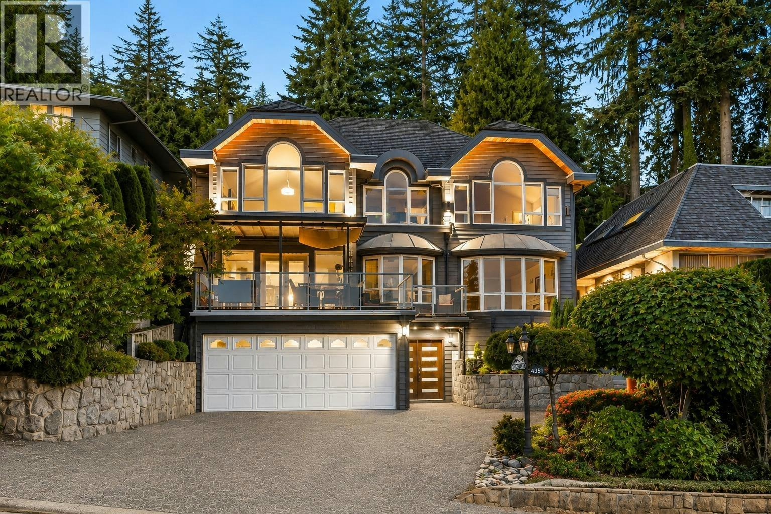 4350 Starlight Way, North Vancouver, BC, V7N 3N9