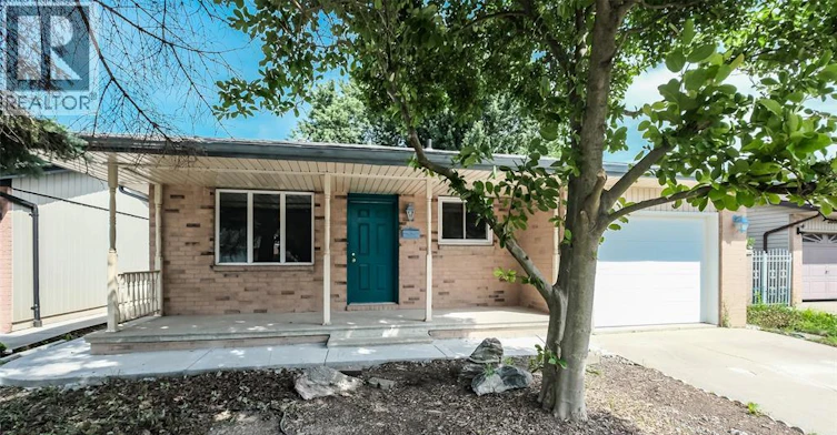 3309 Aurora Drive, Windsor, ON, N8R 1Y9 - 3