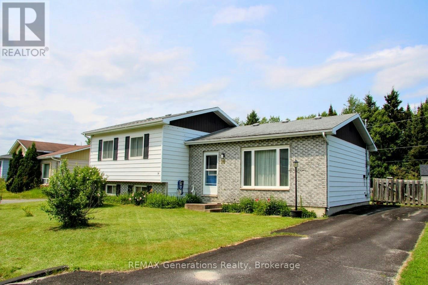 16 Matachewan Road, Manitouwadge, ON, P0T 2C0