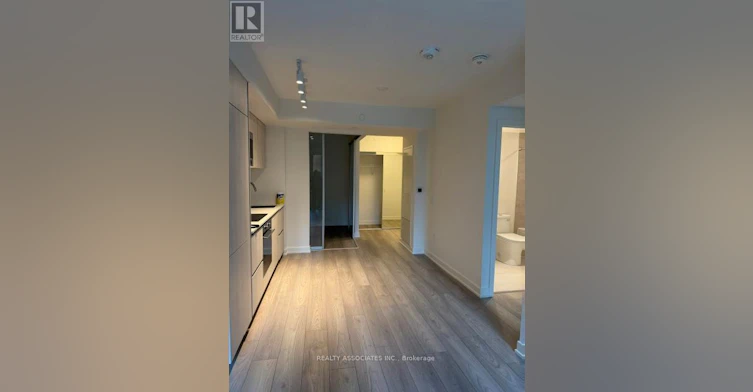 321-110 Broadway Avenue S, Toronto, ON, M4P 1V7 - 8