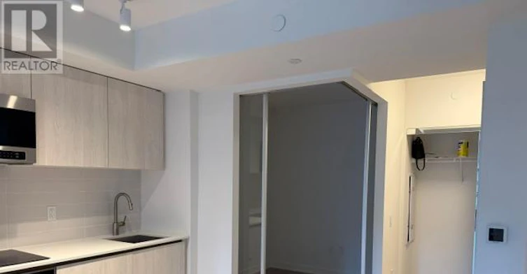 321-110 Broadway Avenue S, Toronto, ON, M4P 1V7 - 9
