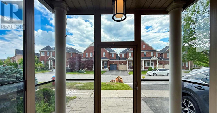 24 Millwright Avenue, Richmond Hill, ON, L4E 5B1 - 2