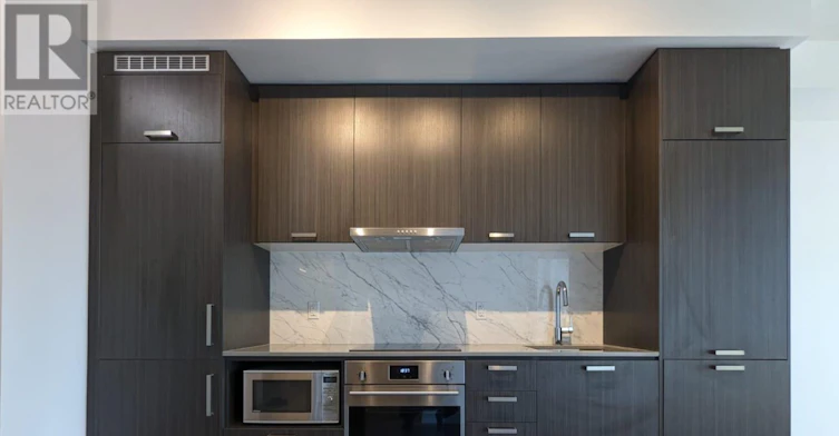 2011-38 Honeycrisp Crescent, Vaughan, ON, L4K 0M8 - 4