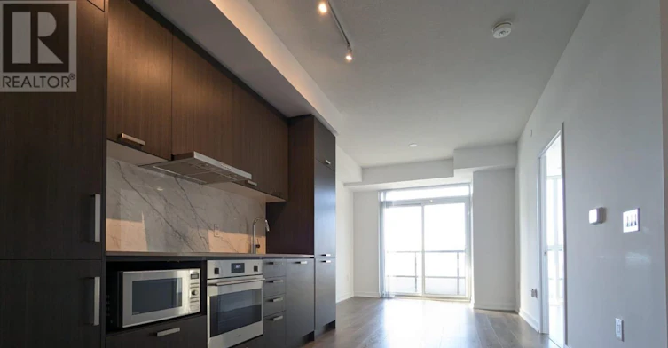 2011-38 Honeycrisp Crescent, Vaughan, ON, L4K 0M8 - 3