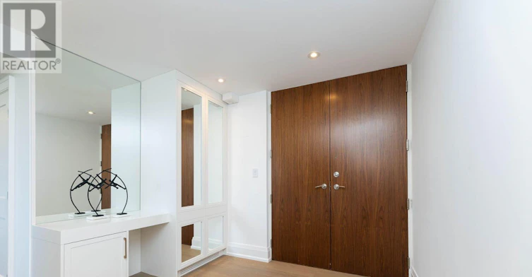 9D-66 Collier Street, Toronto, ON, M4W 1L9 - 5