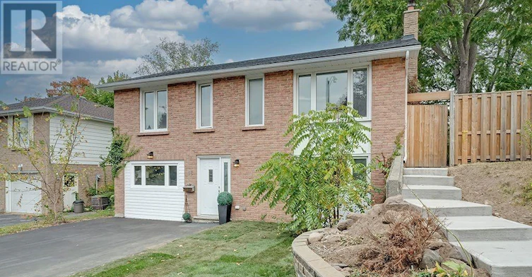 UPPER-16 Upper Canada Drive, Kitchener, ON, N2P 1E5 - 2