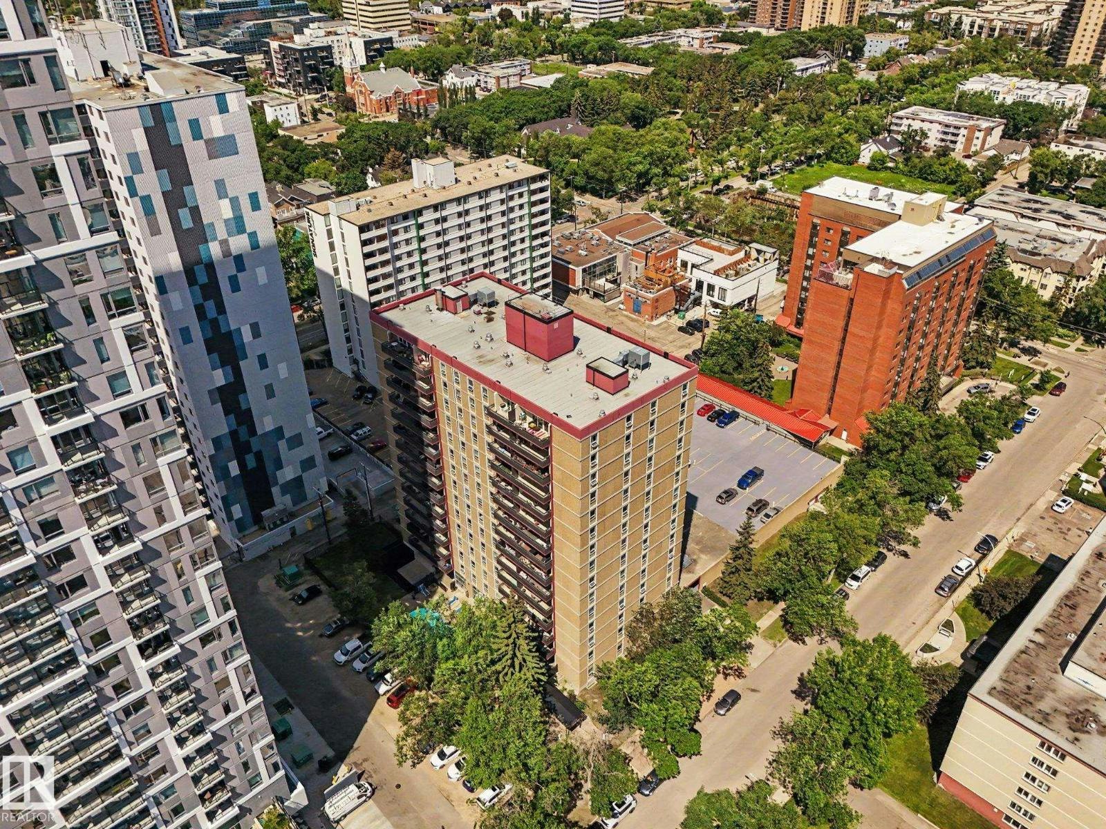 304-10140 120 Street NW, Edmonton, AB, T5K 1Z8