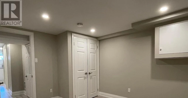 BSMT-771 Krosno Boulevard, Pickering, ON, L1W 1G5 - 10