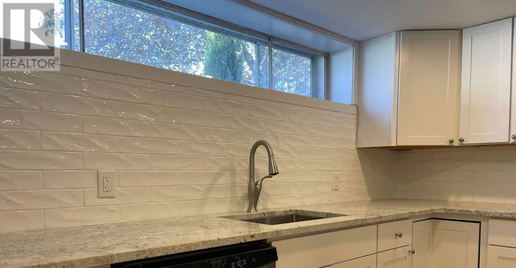 BSMT-771 Krosno Boulevard, Pickering, ON, L1W 1G5 - 5