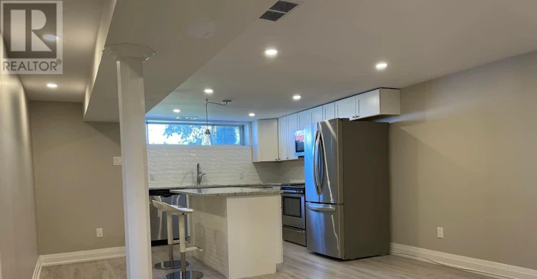 BSMT-771 Krosno Boulevard, Pickering, ON, L1W 1G5 - 3