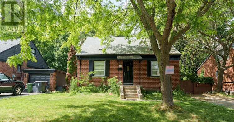 152 Ferris Road, Toronto, ON, M4B 1G9 - 4
