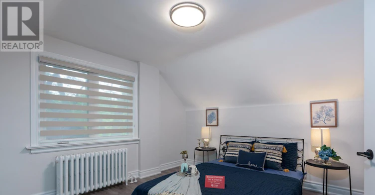 152 Ferris Road, Toronto, ON, M4B 1G9 - 16